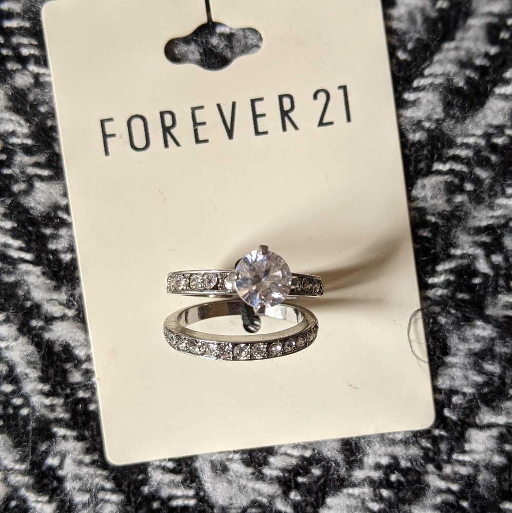 Set of Rings